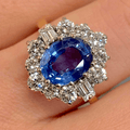 Luxury Jewelry Golden Vintage Design Halo Oval Cut Blue Sapphire Engagement Rings