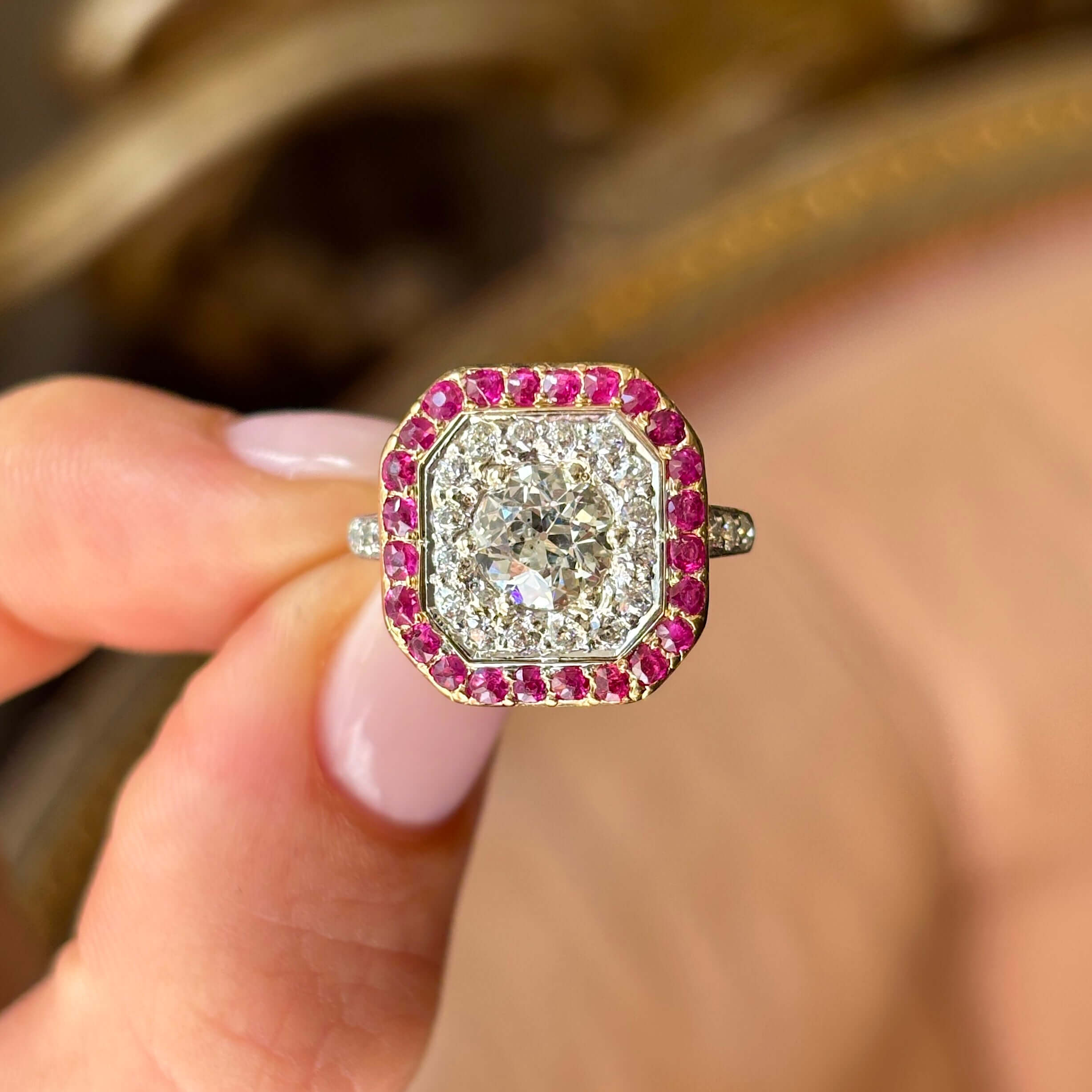 Luxury Jewelry Golden Vintage Double Halo Round Cut White & Pink Sapphire Engagement Rings