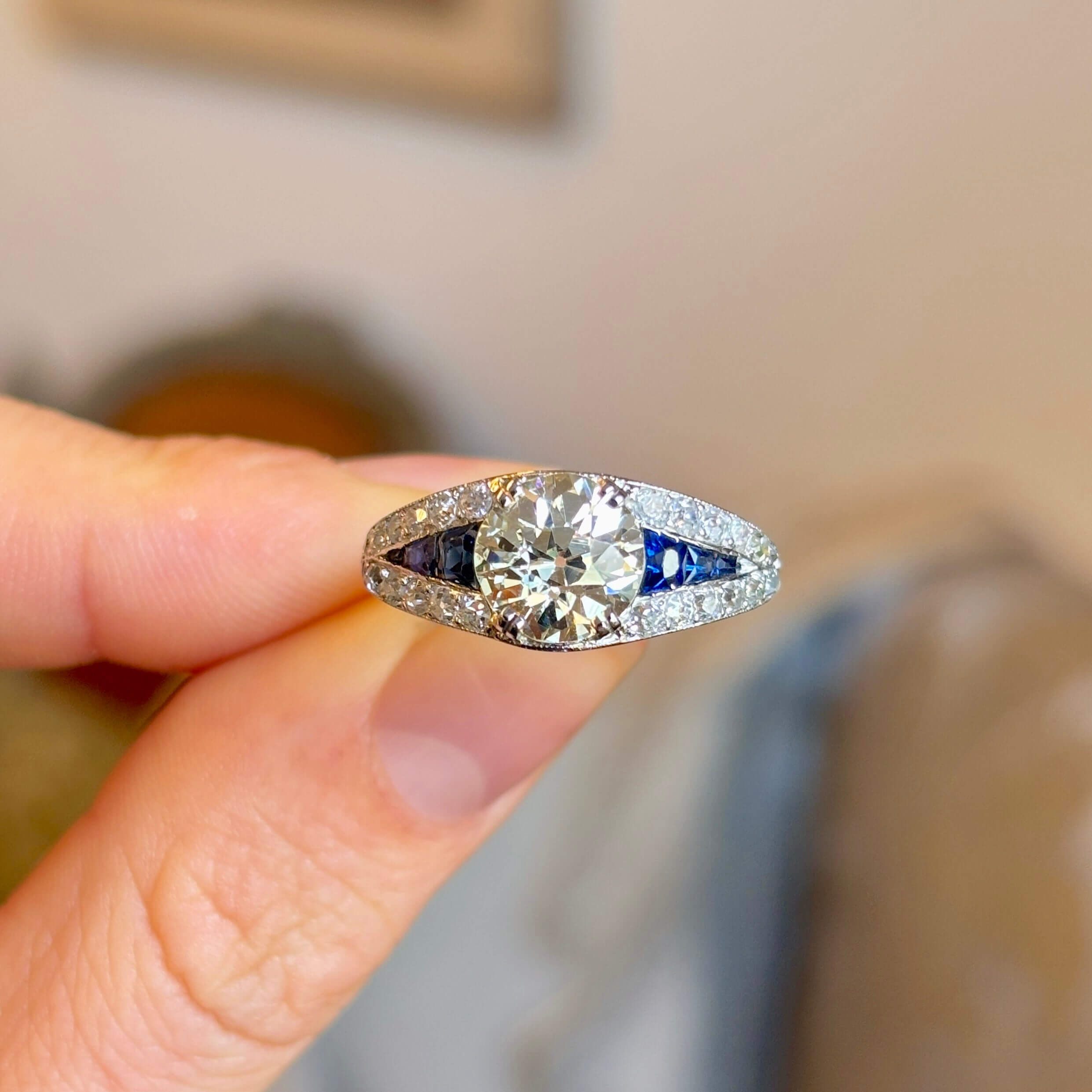 Luxury Jewelry Art Deco Round Cut Blue & White Sapphire Engagement Rings