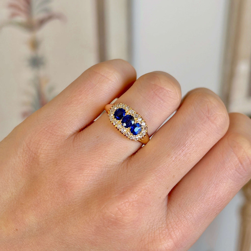 Luxury Jewelry Vintage Design Halo Oval Cut Blue & White Sapphire Half Eternity Wedding Band For Women