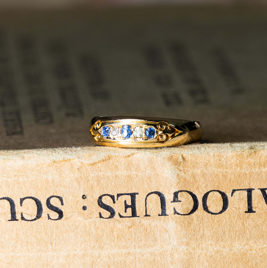 Luxury Jewelry Vintage Design Round Cut Blue & White Sapphire Half Eternity Wedding Band For Women