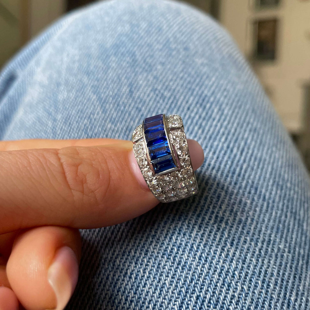 Luxury Jewelry Art Deco Emerald & Round Cut Blue & White Sapphire Half Eternity Wedding Band For Women