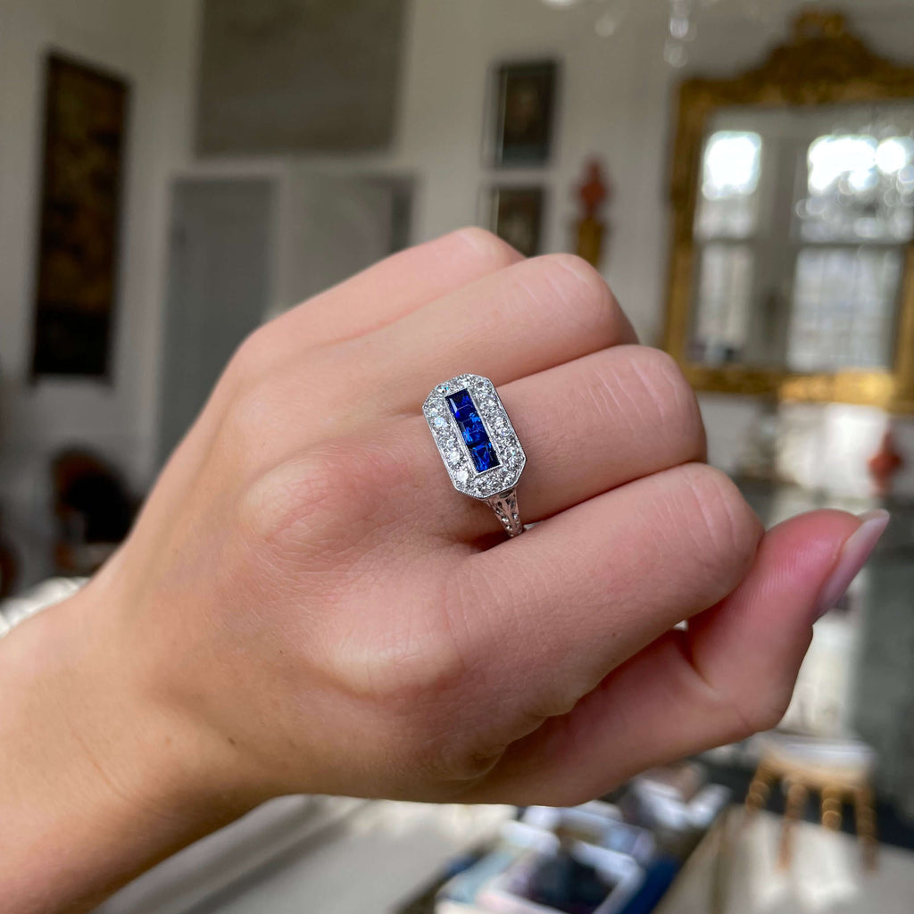 Luxury Jewelry Art Deco Halo Baguette & Round Cut Blue & White Sapphire Half Eternity Wedding Band For Women