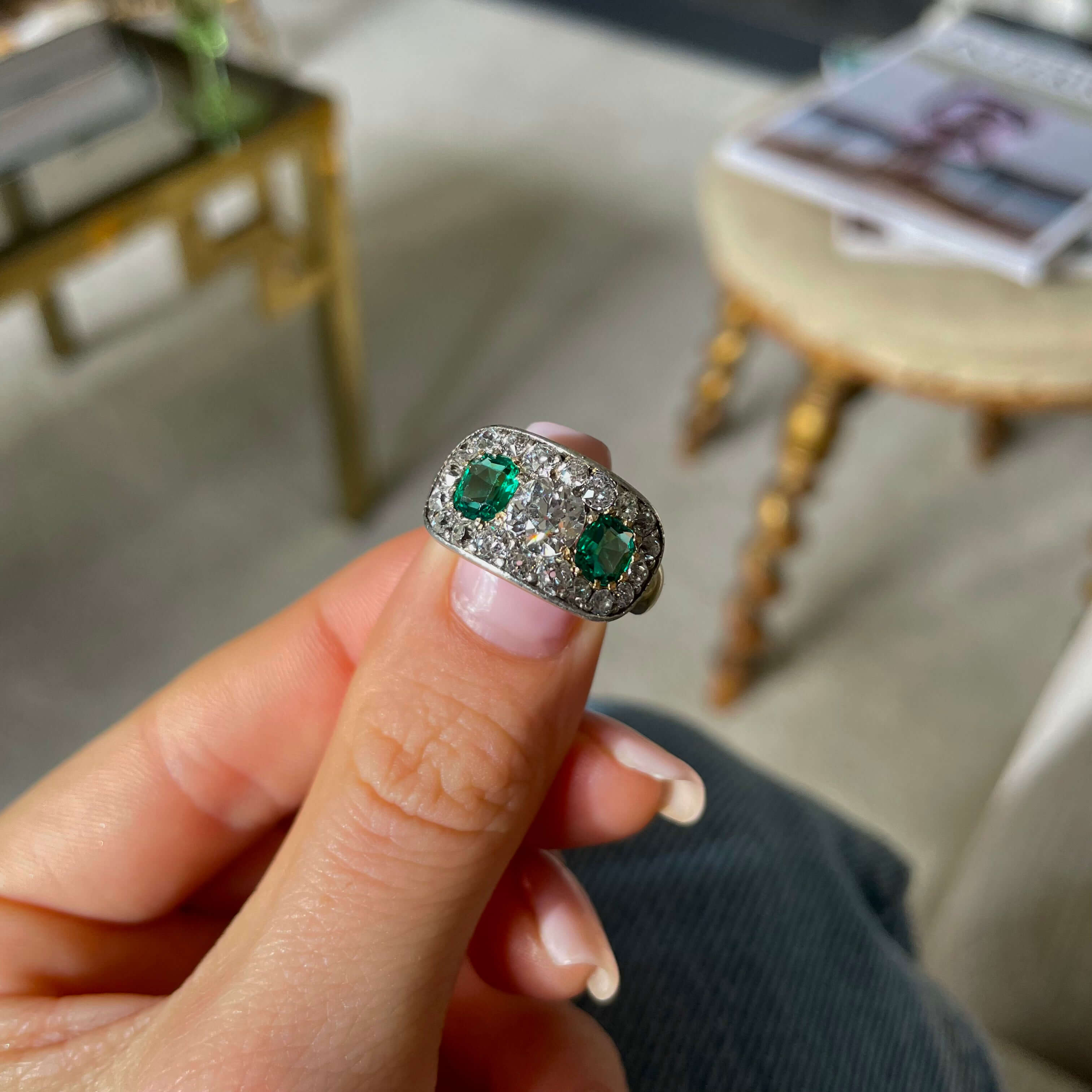 Luxury Jewelry Antique Design Two Tone Halo Round & Cushion Cut Emerald & White Sapphire Half Eternity Wedding Band For Women