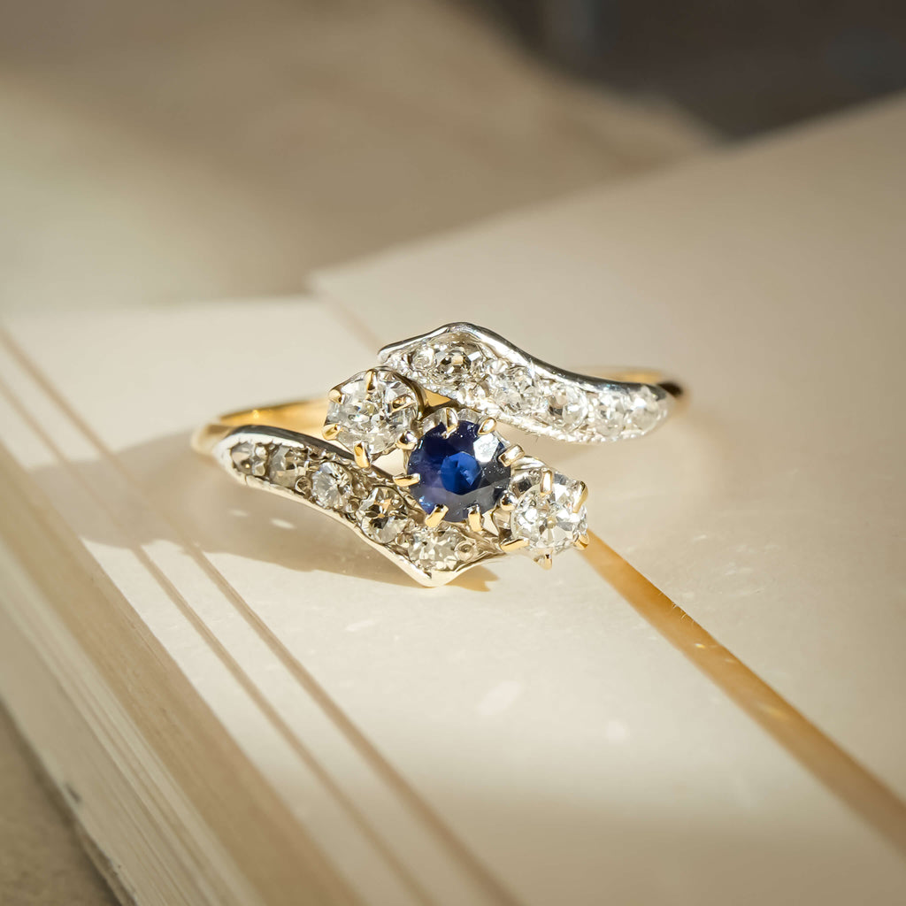 Luxury Jewelry Unique Design Two Tone Halo Round Cut Blue & White Sapphire Engagement Rings