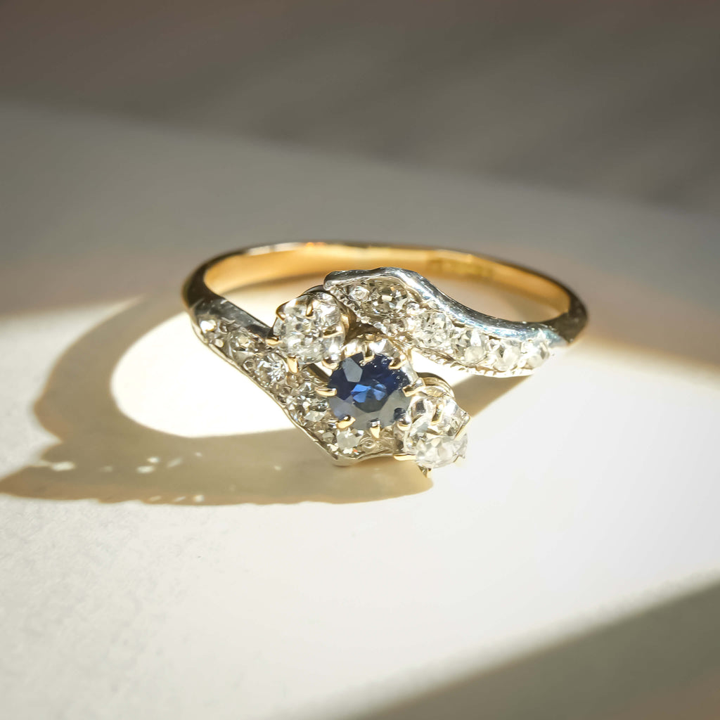 Luxury Jewelry Unique Design Two Tone Halo Round Cut Blue & White Sapphire Engagement Rings