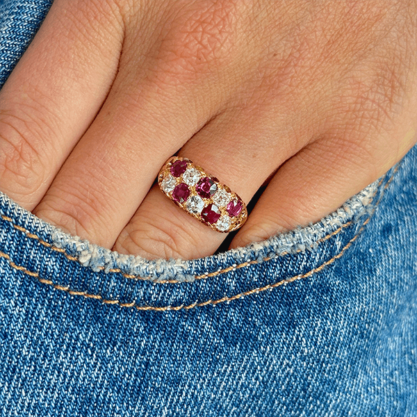 Luxury Jewelry Vintage Design Golden Cushion Cut Ruby & White Sapphire Half Eternity Wedding Band For Women