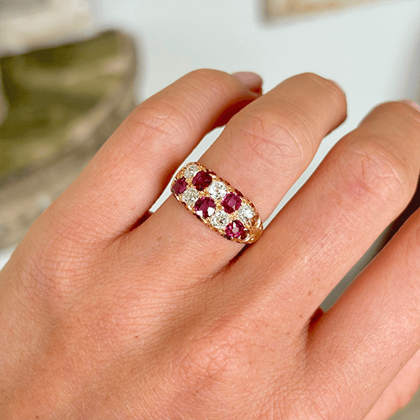 Luxury Jewelry Vintage Design Golden Cushion Cut Ruby & White Sapphire Half Eternity Wedding Band For Women