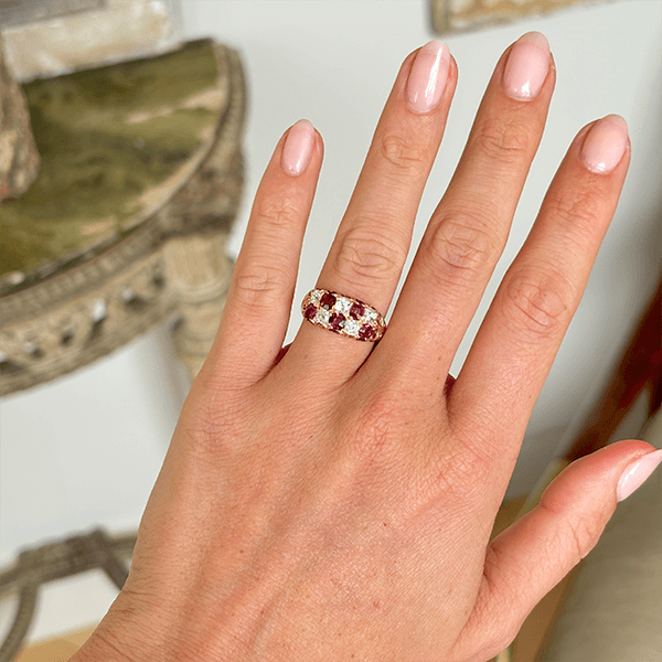 Luxury Jewelry Vintage Design Golden Cushion Cut Ruby & White Sapphire Half Eternity Wedding Band For Women