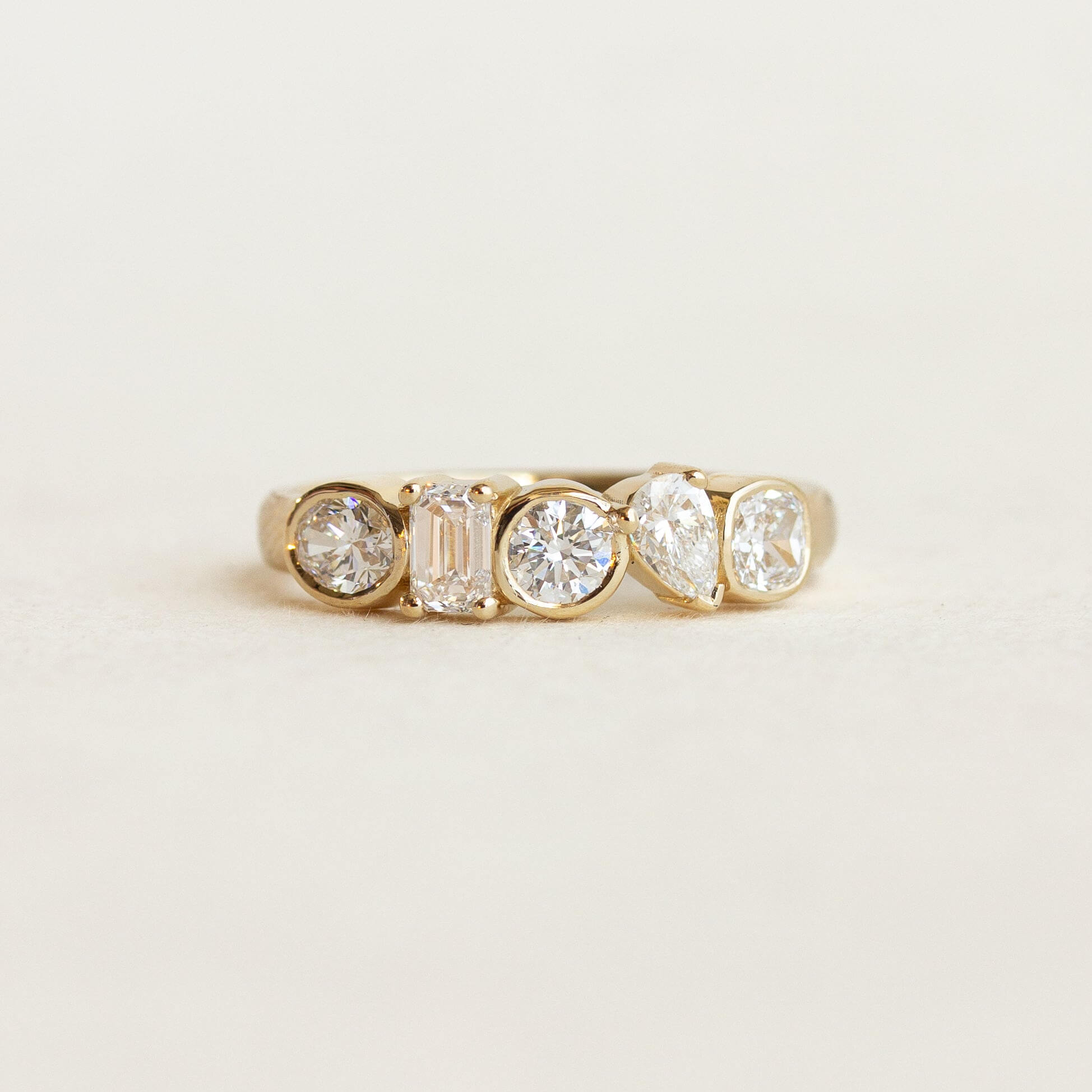 Luxury Jewelry Vintage Design Golden Mix Cut White Sapphire Half Eternity Wedding Band For Women