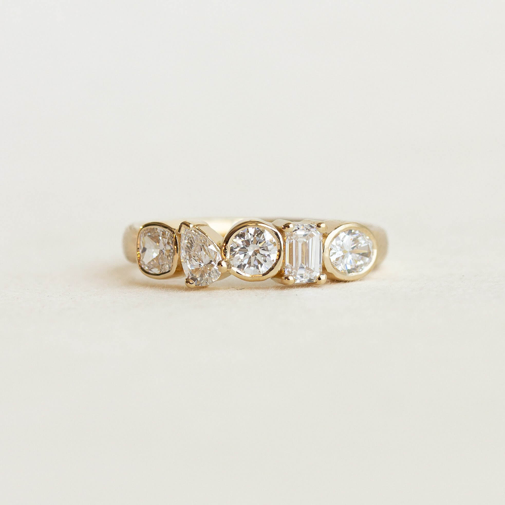 Luxury Jewelry Vintage Design Golden Mix Cut White Sapphire Half Eternity Wedding Band For Women