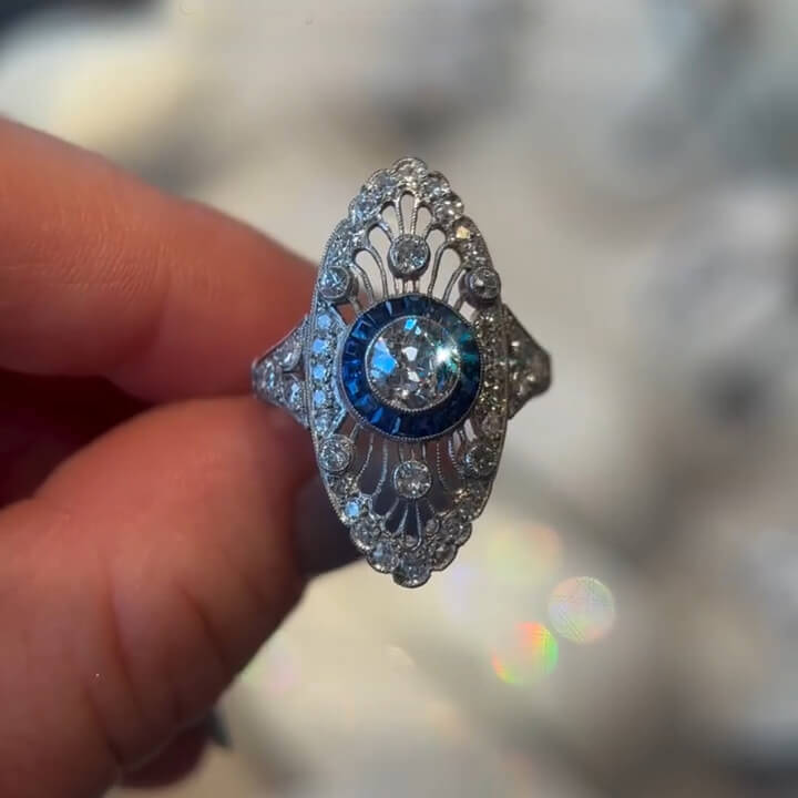 Luxury Jewelry Art Deco Blue Halo Round Cut White Sapphire Engagement Rings