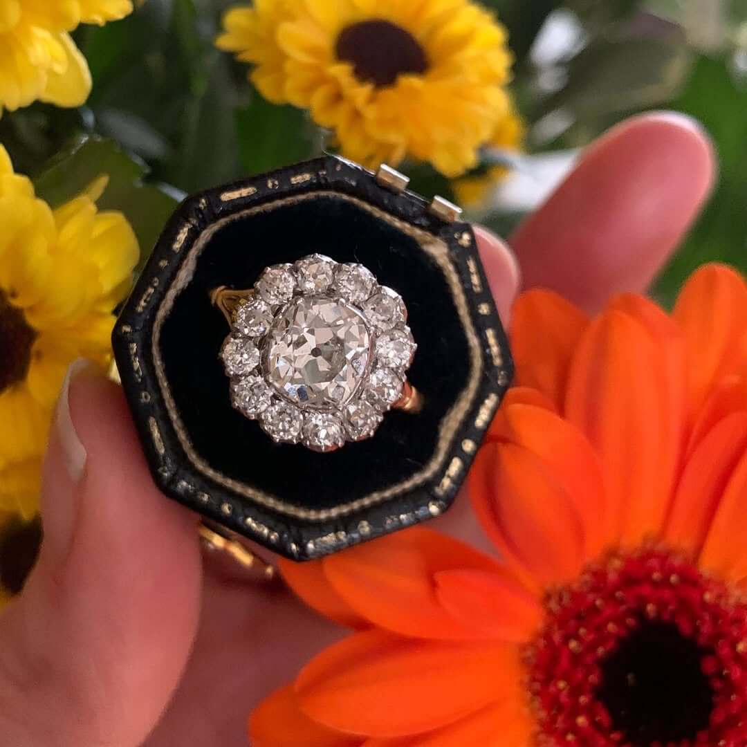 Luxury Jewelry Two Tone Halo Cushion Cut White Sapphire Cluster Engagement Ring