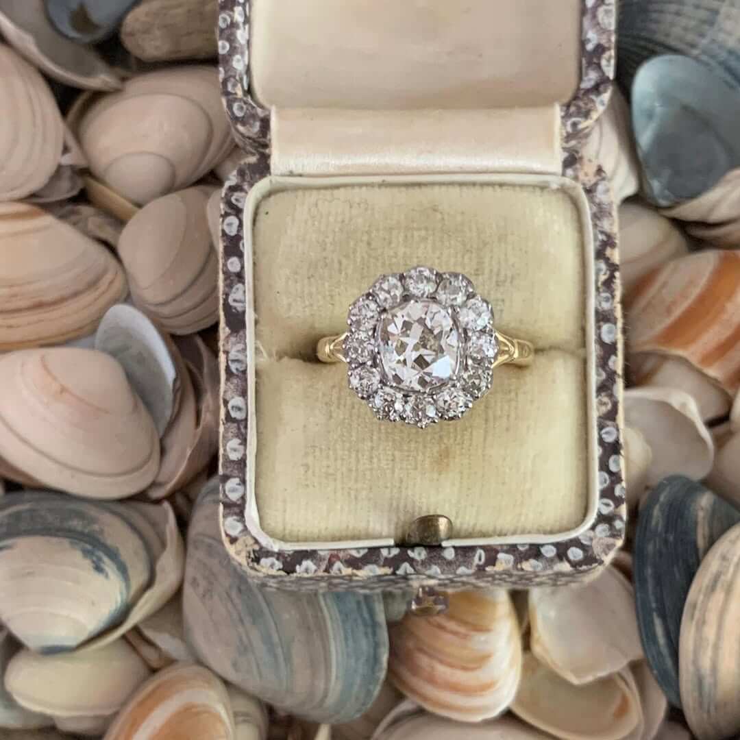 Luxury Jewelry Two Tone Halo Cushion Cut White Sapphire Cluster Engagement Ring