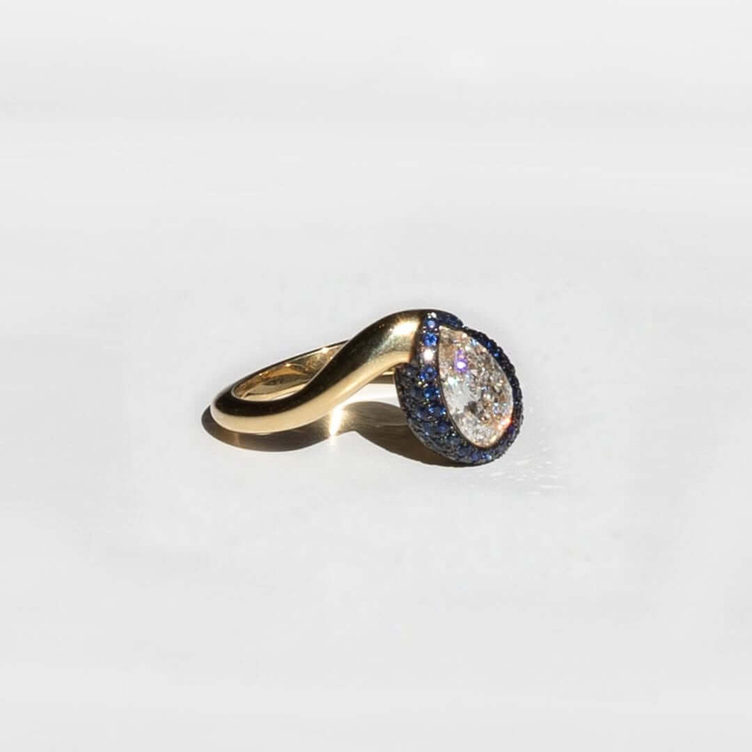 Luxury Jewelry Two Tone Unique Design Pave Setting Pear Cut White & Blue Sapphire Engagement Rings