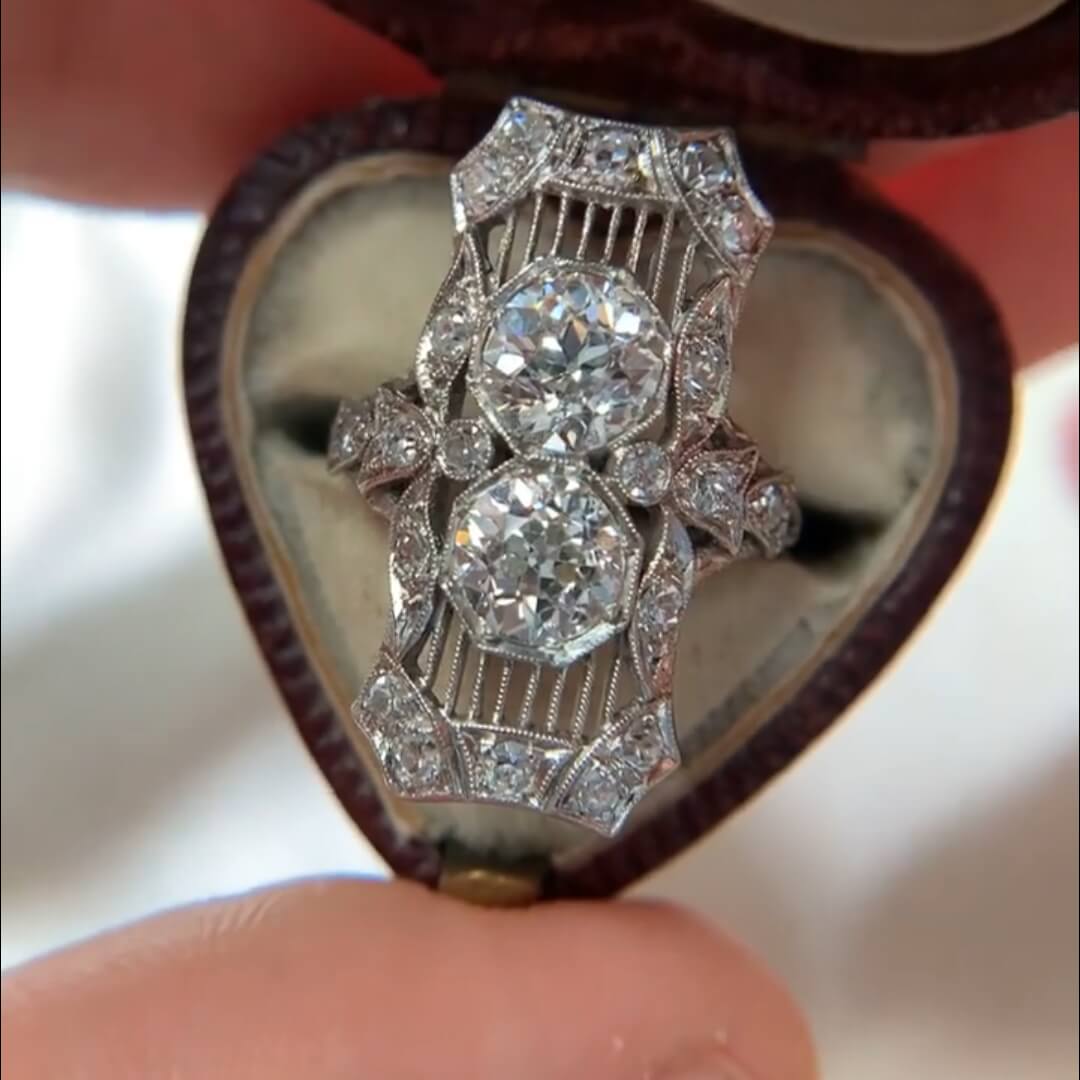 Luxury Jewelry Art Deco Vintage Round Cut White Sapphire Engagement Rings
