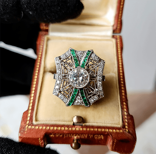 Vintage Art Deco Bezel Round Cut White & Emerald Sapphire Engagement Ring