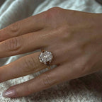 Luxury Jewelry Unique Design Yellow Gold Cushion Cut White Sapphire Engagement Rings