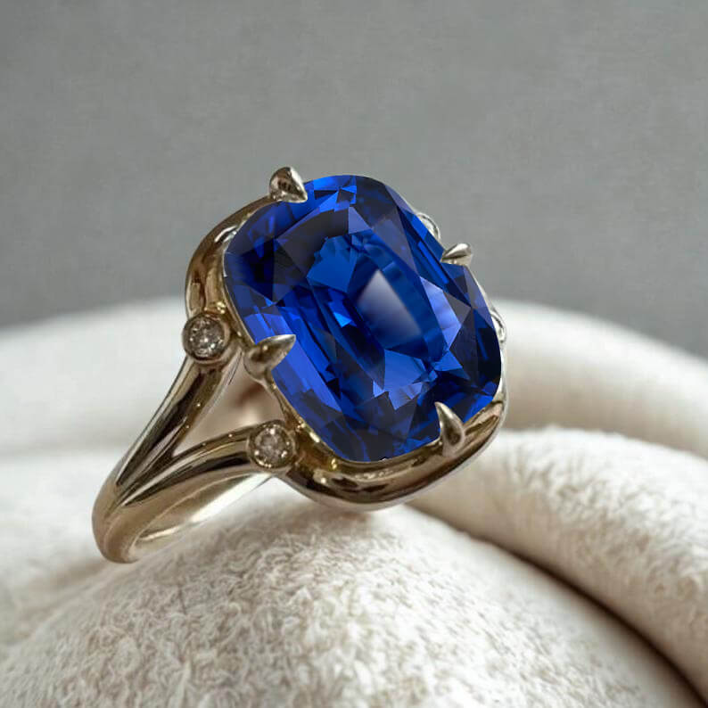Unique Design Yellow Gold Cushion Cut Blue Sapphire Engagement Rings