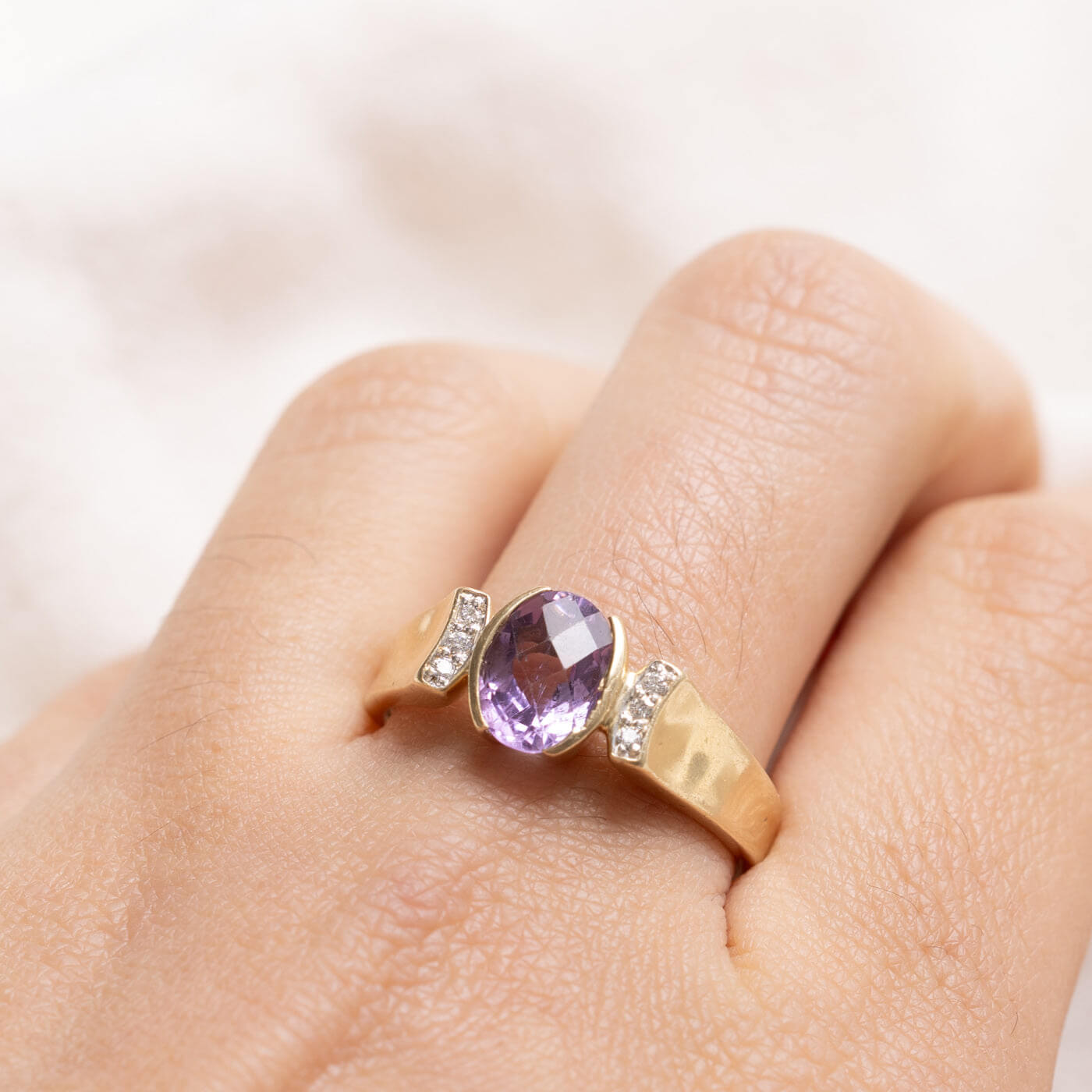 Vintage Yellow Gold Bezel Oval Cut Amethyst Sapphire Engagement Ring