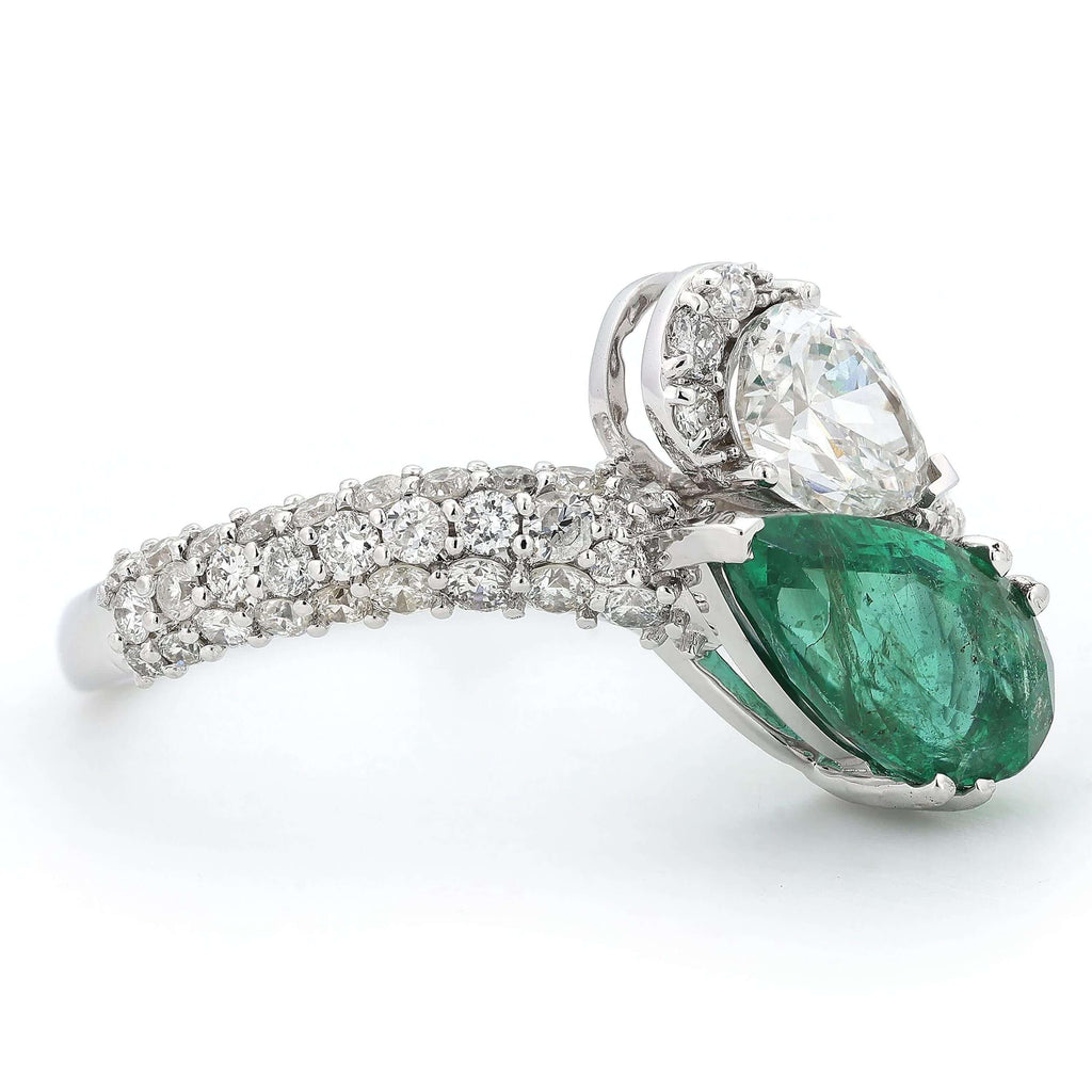 Luxury Jewelry Toi Et Moi Pear Cut Emerald & White Sapphire Engagement Ring