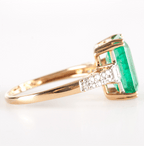 Luxury Jewelry Classic Three Stone Emerald Cut Emerald Sapphire Engagement Ring