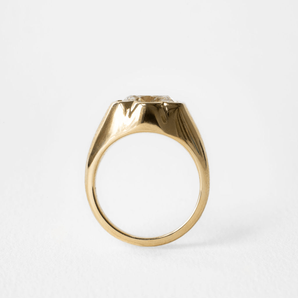 Unique Petal Bezel Setting Yellow Gold Solitaire Oval Cut White Sapphire Engagement Ring