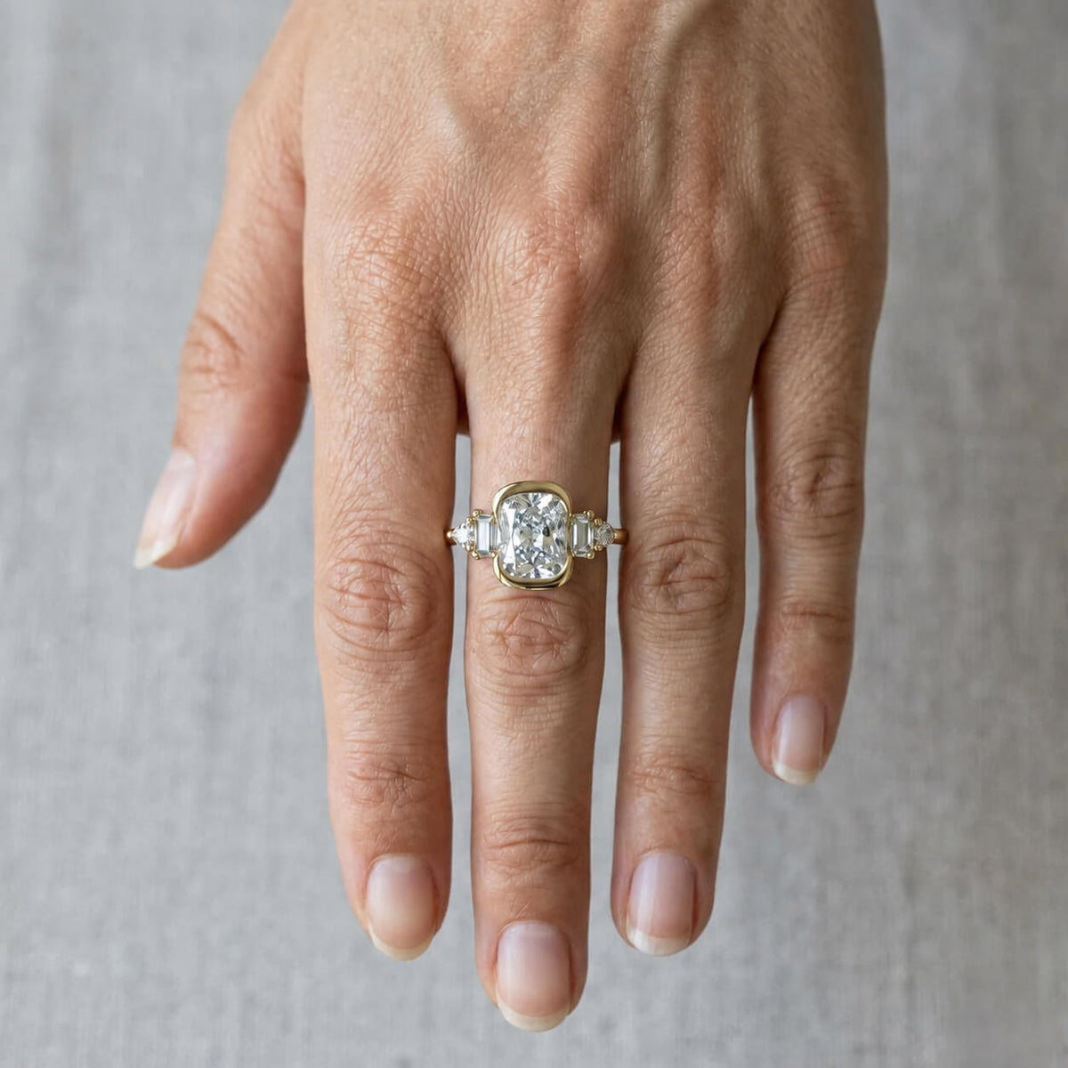 Luxury Jewelry Half Bezel Yellow Gold Cushion Cut White Sapphire Five Stone Engagement Ring
