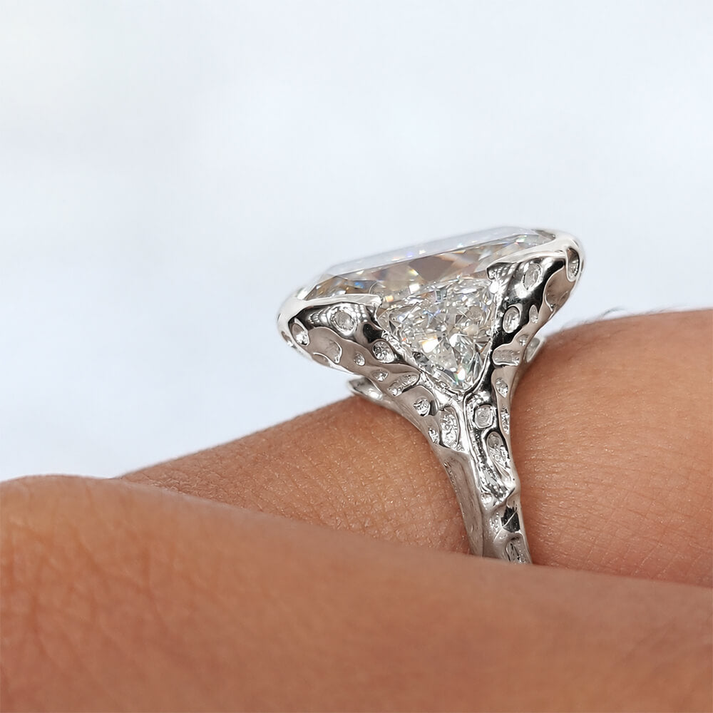 Luxury Jewelry Three Stone Cushion Cut White Sapphire Engagement Ring