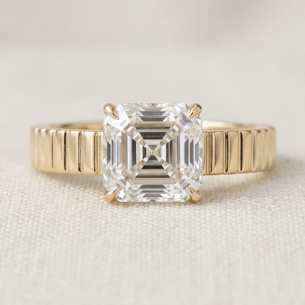 Luxury Jewelry Yellow Gold Solitaire Asscher Cut White Sapphire Engagement Ring