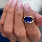 Luxury Jewelry Solitaire Pear Cut Blue Sapphire Engagement Ring