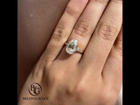Vintage Yellow Gold Pear Cut White Sapphire Engagement Ring