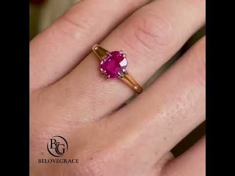 Luxury Jewelry Golden Solitaire Cushion Cut Pink Sapphire Engagement Rings