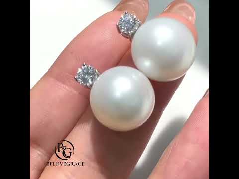 Luxury Jewelry Elegant Round Cut Pearl & White Sapphire Stud Earrings For Women