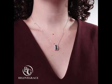 Luxury Jewelry Round Cut Blue & White Sapphire Pendant Necklace For Women
