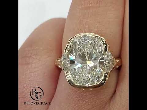 Vintage Three Stone Yellow Gold Cushion Cut Aquamarine Sapphire Engagement Ring